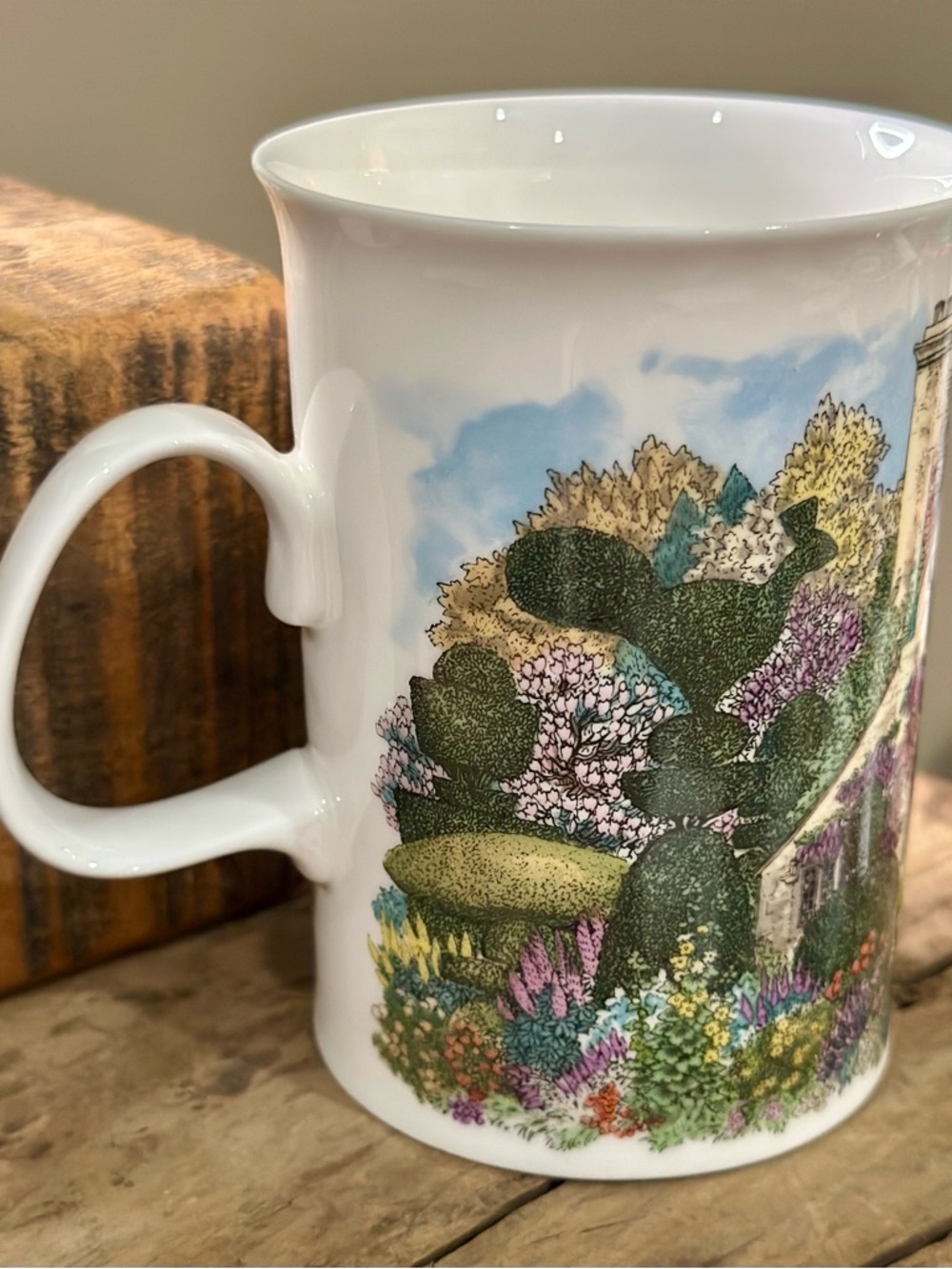 Dunoon England Bone China Cottage Mugs Set of 2 Floral Manor Houses and Doorways - Picture 8 of 12
